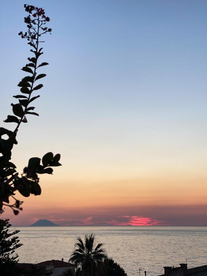Noone Tropea Guesthouse Exterior foto