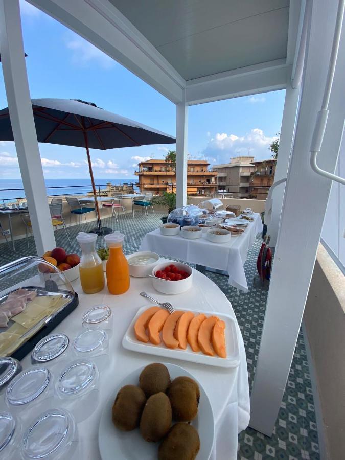 Noone Tropea Guesthouse Exterior foto